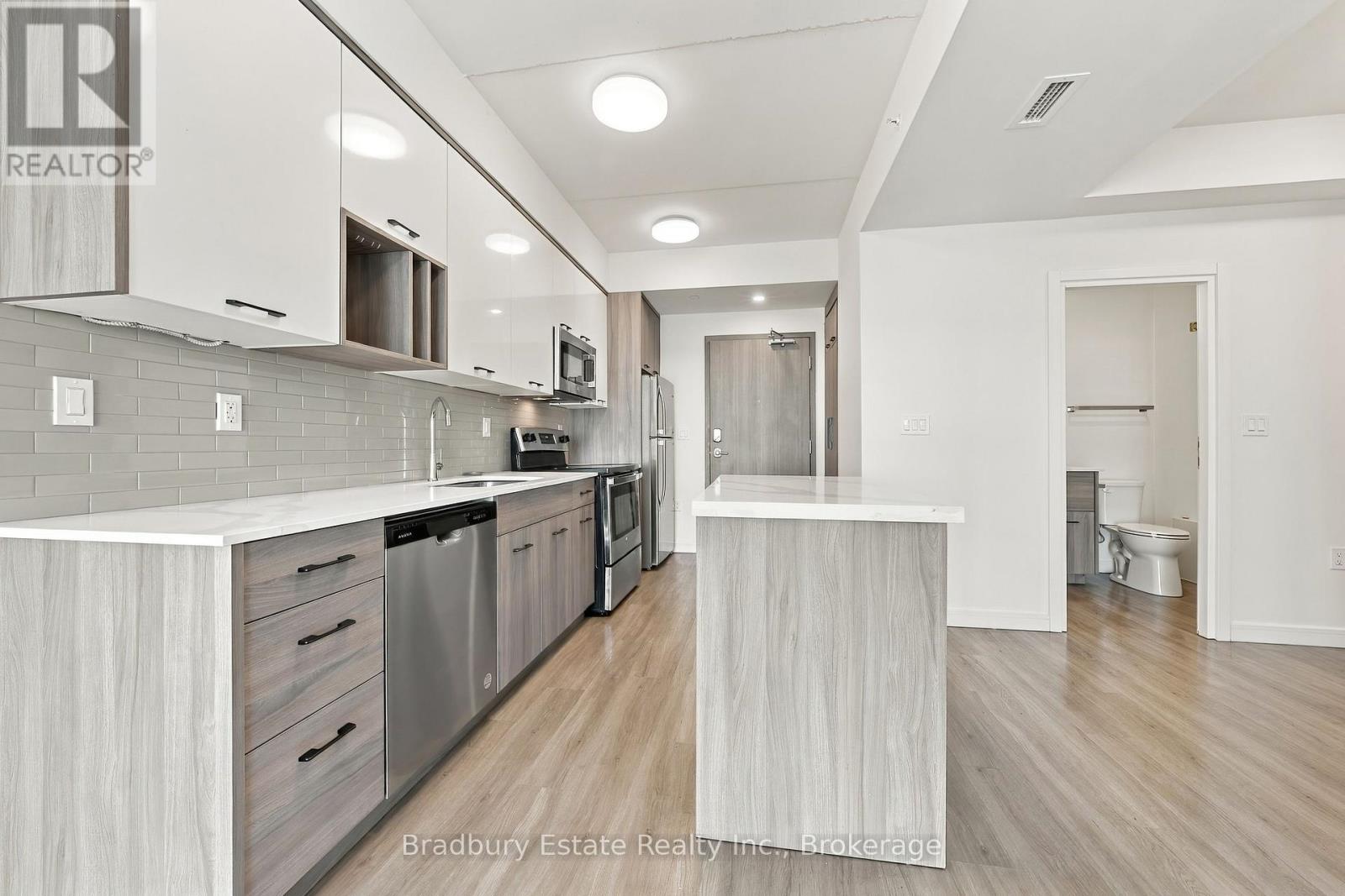 49 Walnut Street South — photo 10