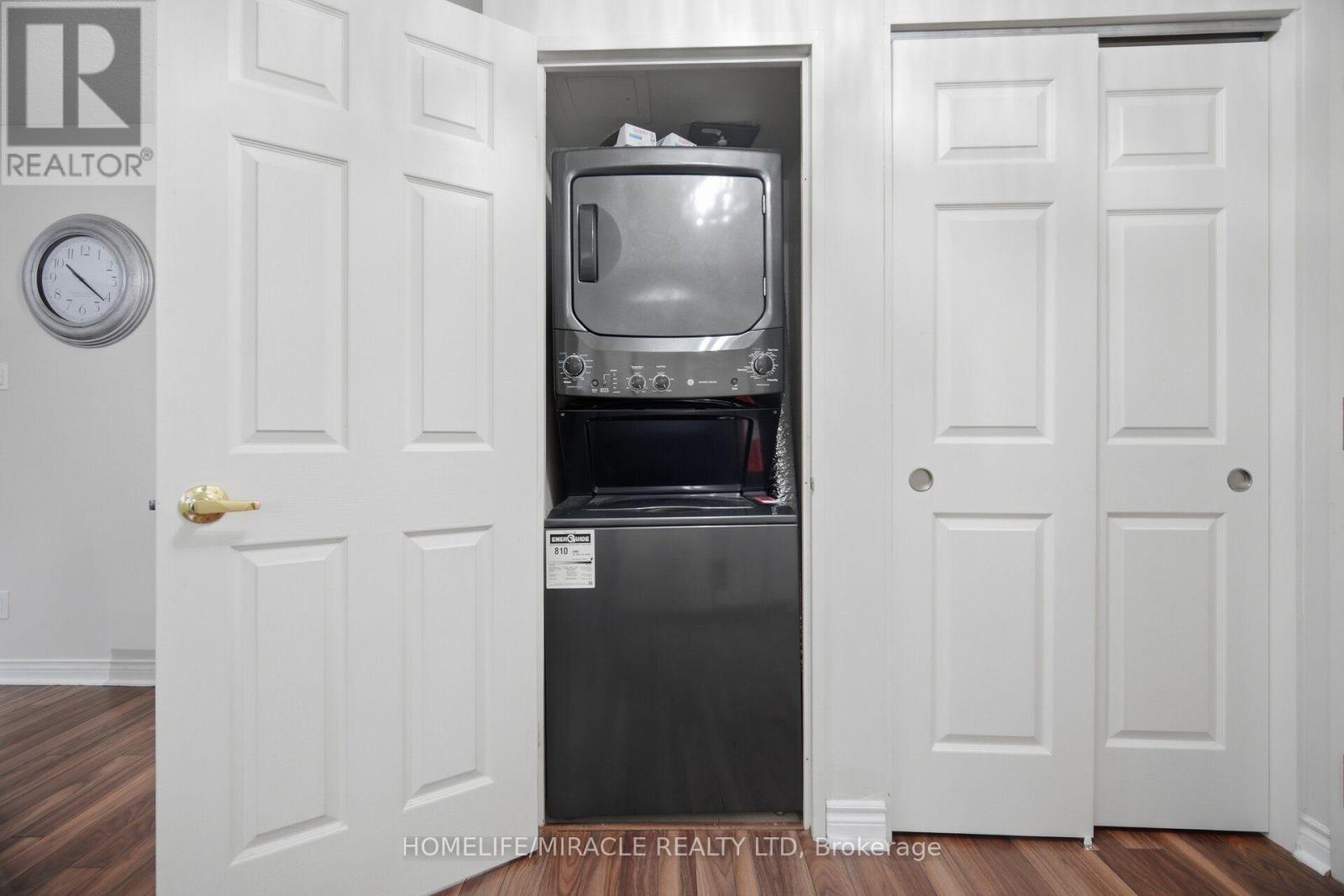 301- 260 Doris Avenue, Toronto, ON photo 25