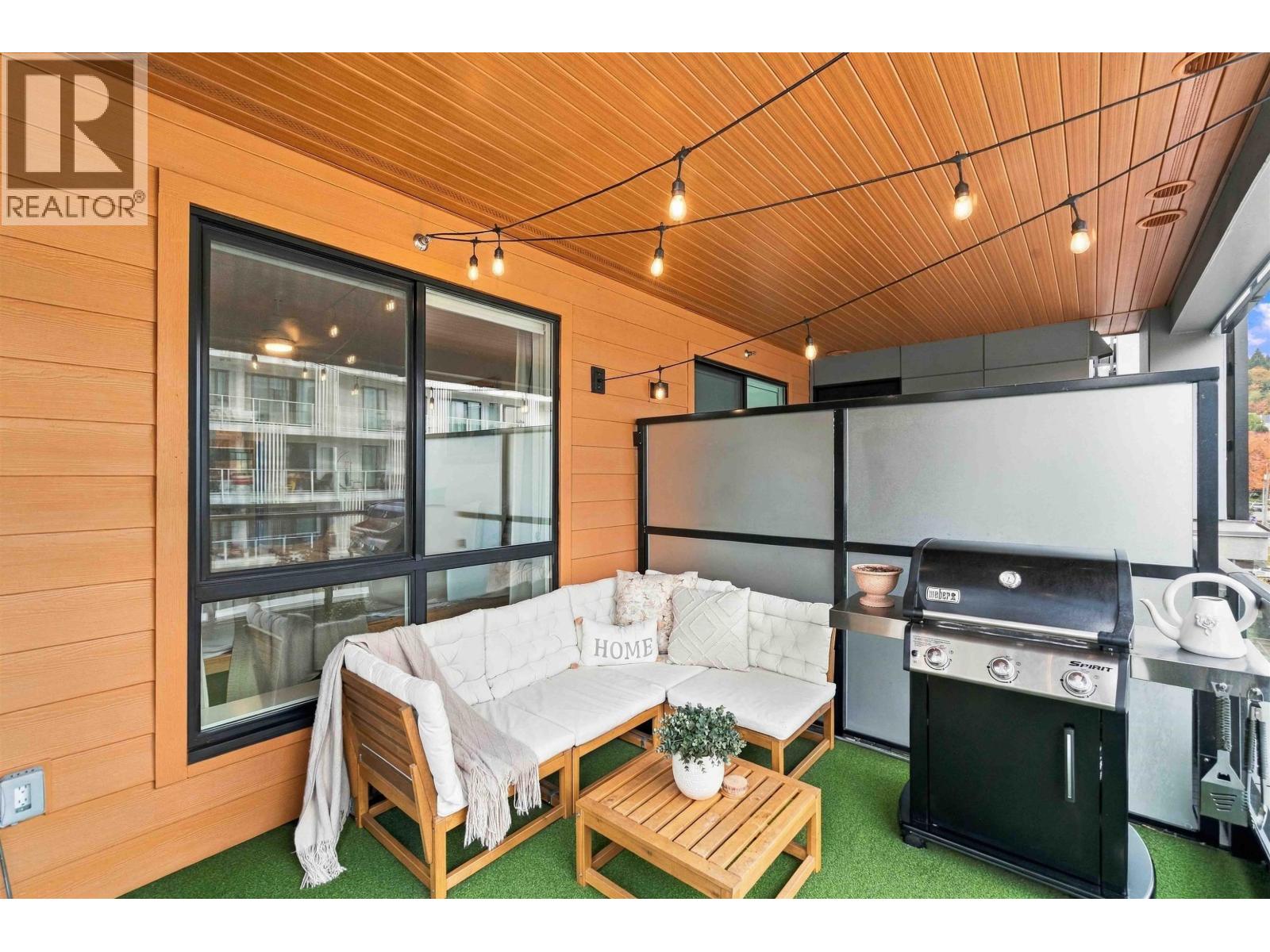 Photo of 412 3131 MURRAY STREET 18