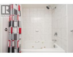 1802 9633 Manchester Drive, Burnaby, BC V3N4Y9 Photo 21
