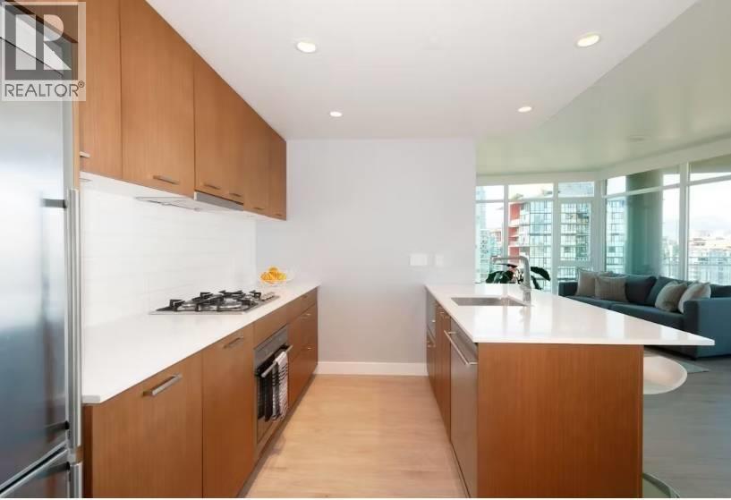 2603 1372 SEYMOUR STREET, Vancouver British Columbia