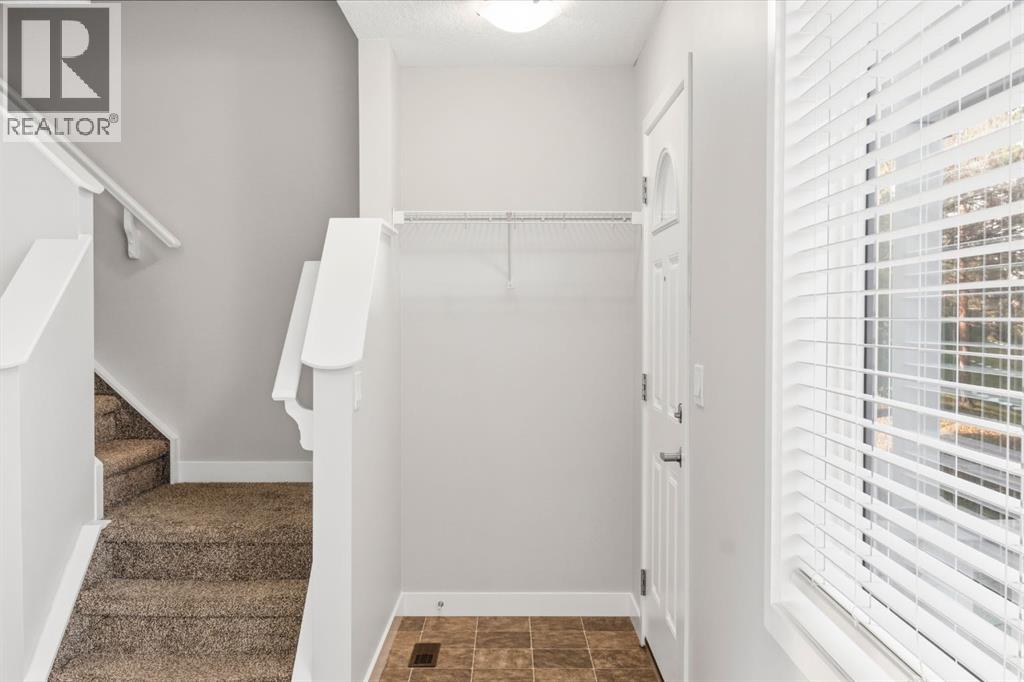 311 Killarney Glen Court SW photo 11