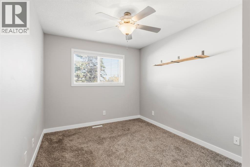 311 Killarney Glen Court SW photo 13