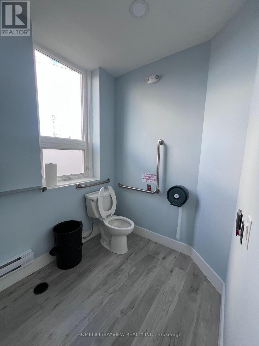 1176-A St Clair Avenue West — photo 12