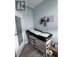 1176-a St Clair Avenue W, Toronto, ON M6E1B4 Photo 8
