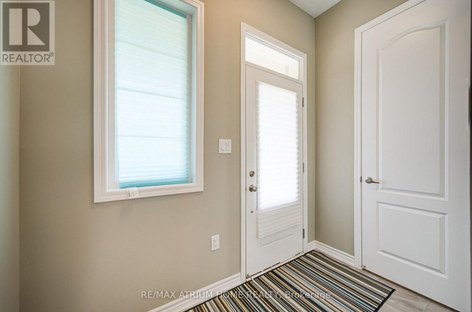 396 THOMAS PHILLIPS DRIVE, Aurora Ontario