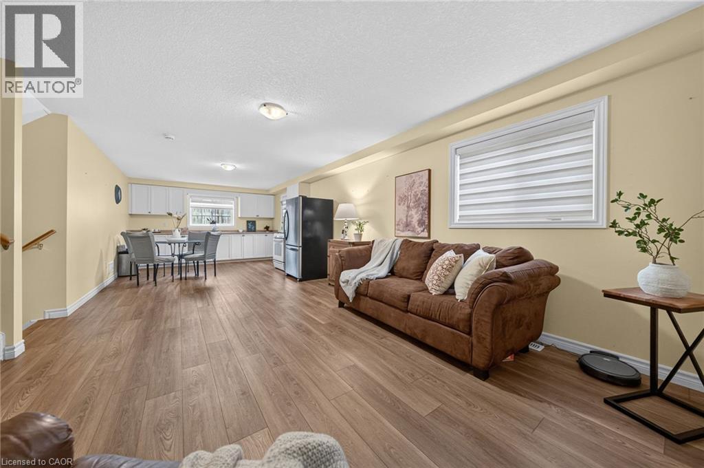 60 Wagler Avenue — photo 37