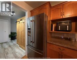 Kitchen/Dining room - 196 Bruinsma Avenue, Wallaceburg, ON N8A5G9 Photo 9