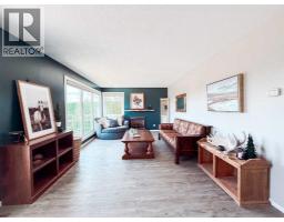 80102 Hwy 725, Rural Saddle Hills County, AB T0H0H0 Photo 12