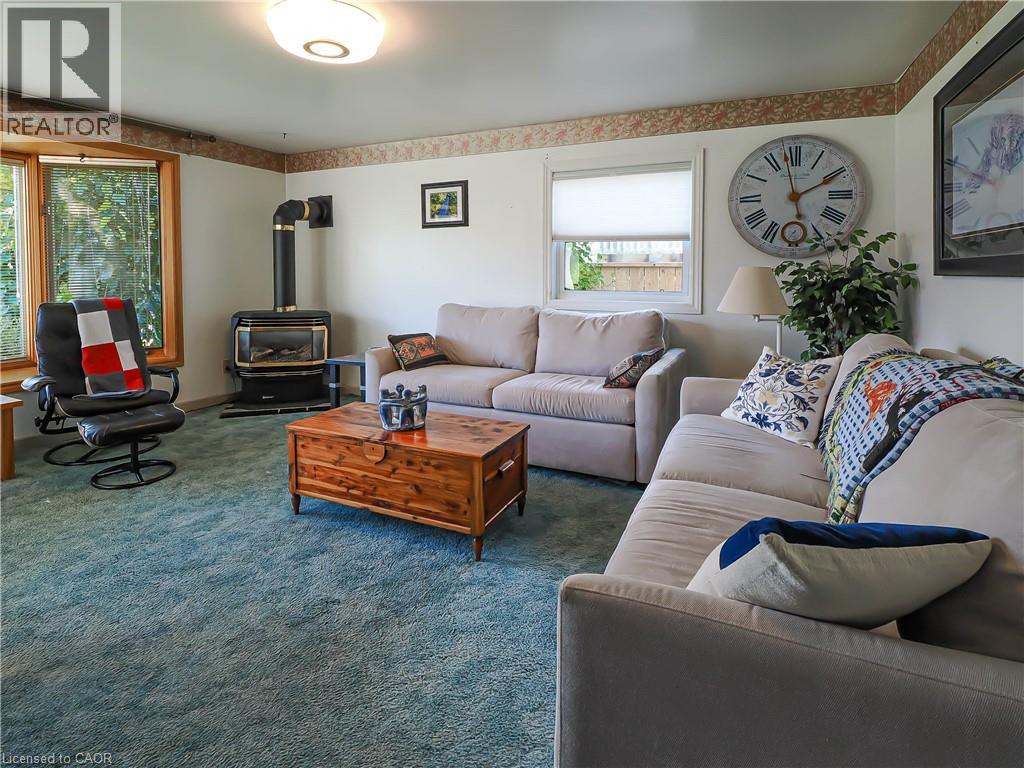 49 BROWN Street - 12