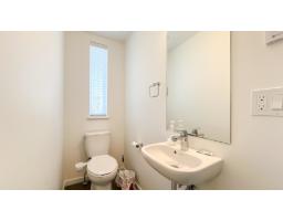 1 15487 99a Avenue, Surrey, BC V3R0G9 Photo 12