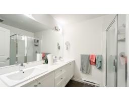 1 15487 99a Avenue, Surrey, BC V3R0G9 Photo 17