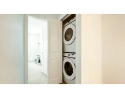 1 15487 99a Avenue, Surrey, BC V3R0G9 Photo 22