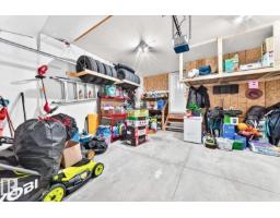 6936 Strom Ln Nw, Edmonton, AB T6R0J9 Photo 45