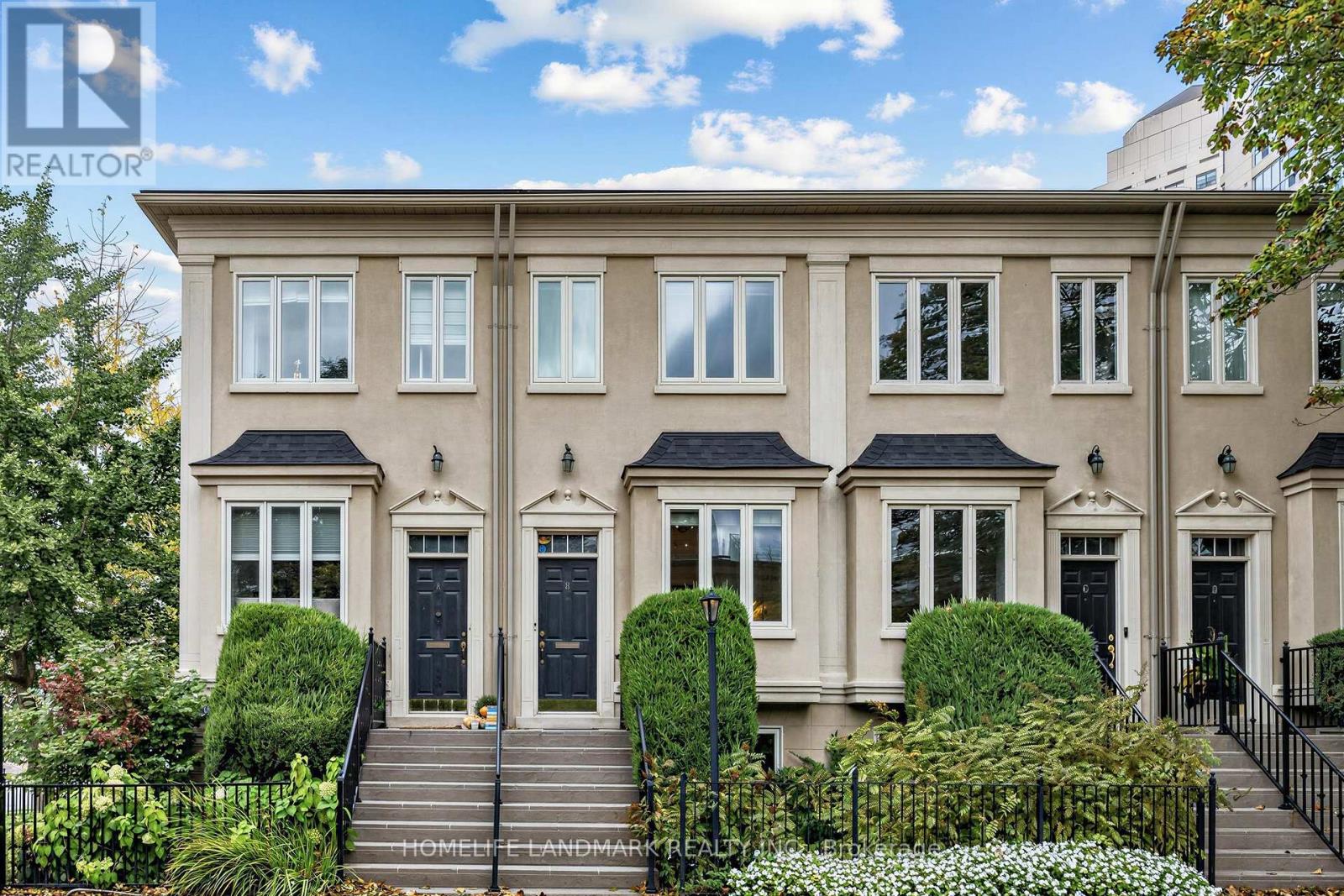 Photo of 2283 Lake Shore Boulevard