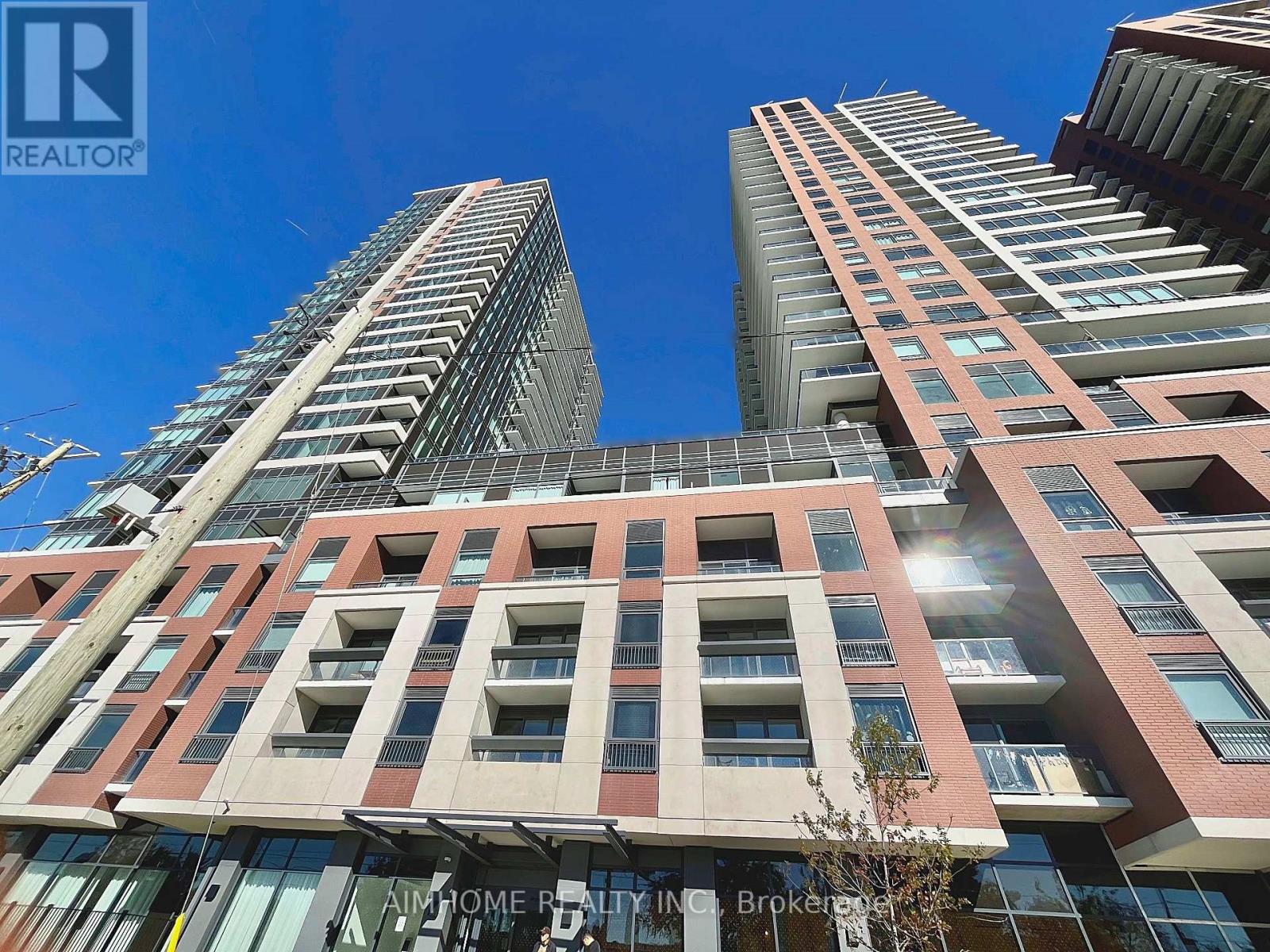 4010 Eglinton Avenue West — photo 1