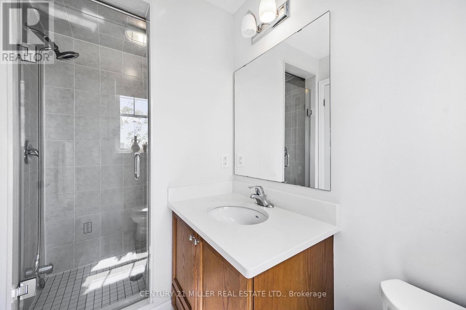 201- 275 Roxton Road, Oakville, ON photo 23