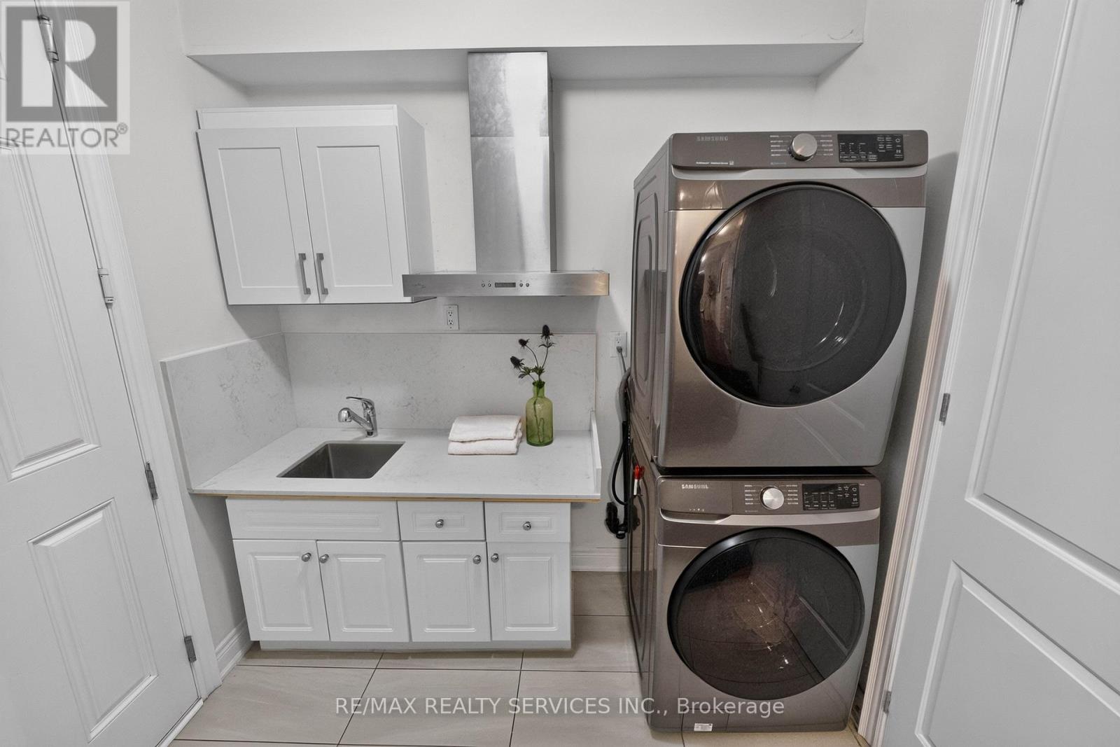 3 Blue Silo Way, Brampton, ON photo 14