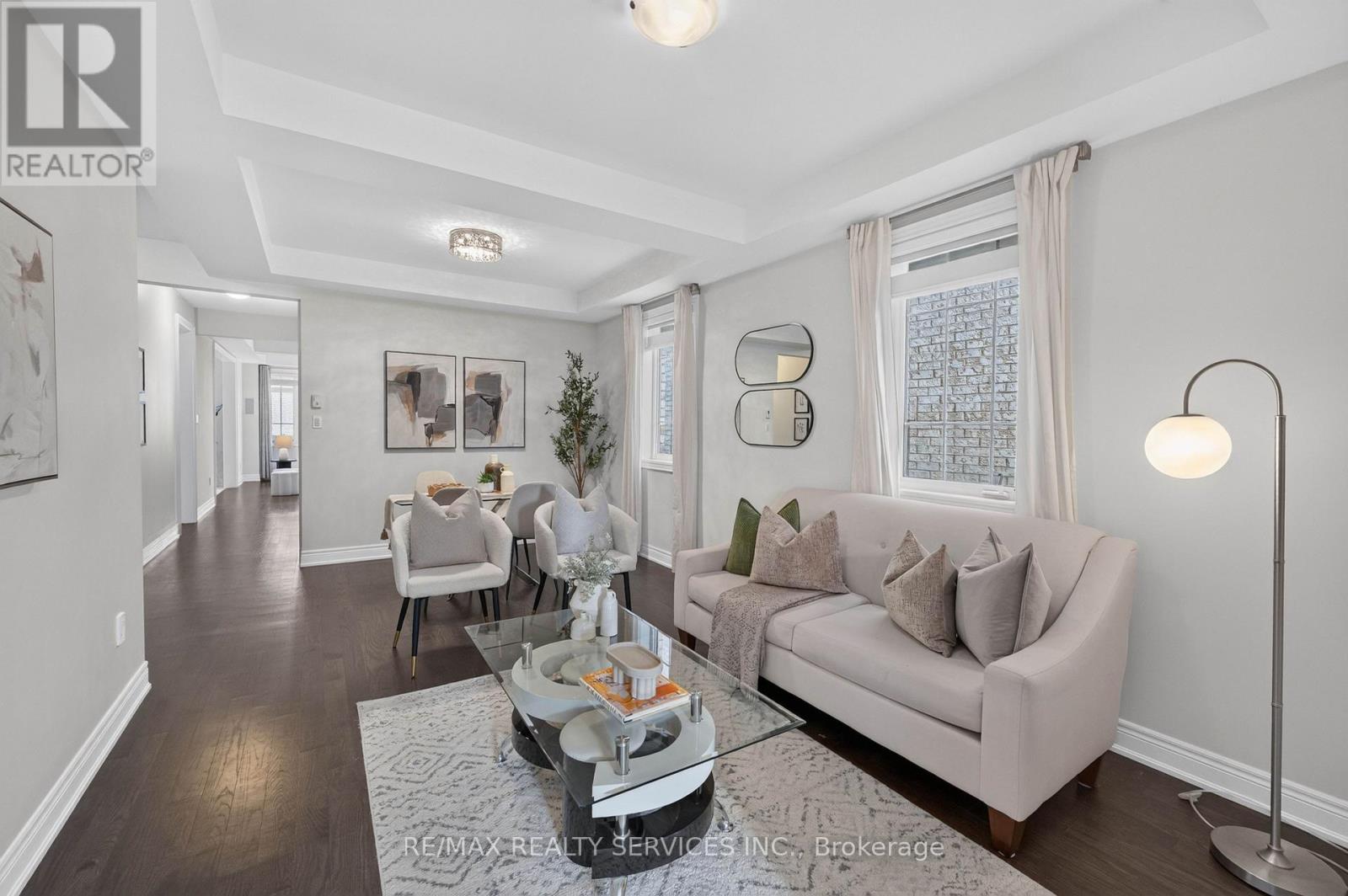 3 Blue Silo Way, Brampton, ON photo 4