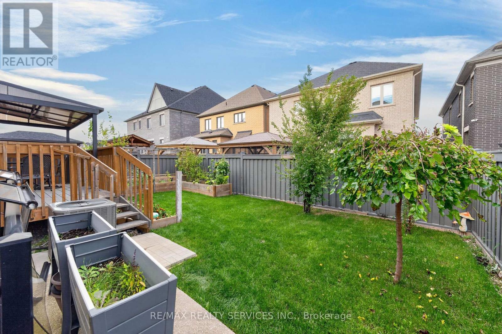 3 Blue Silo Way, Brampton, ON photo 48