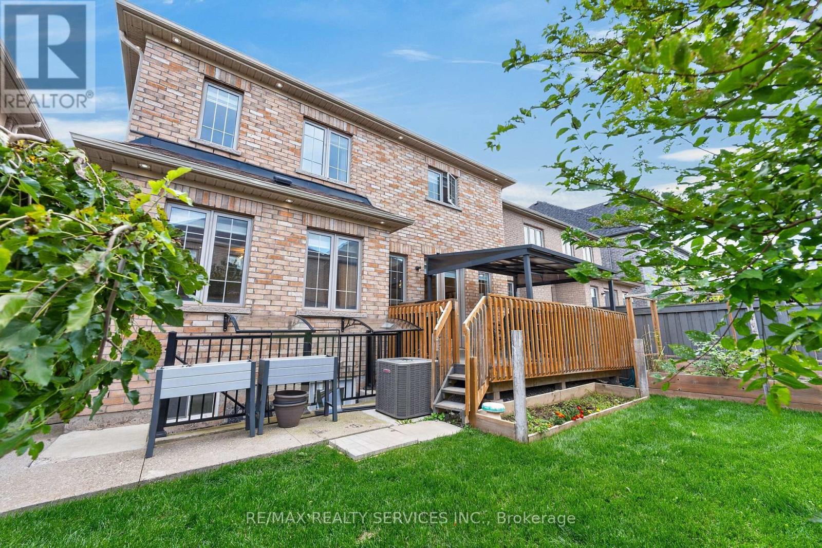 3 Blue Silo Way, Brampton, ON photo 49