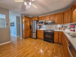 21 Kasiurak Bay, Brandon, MB R7A6H8 Photo 11