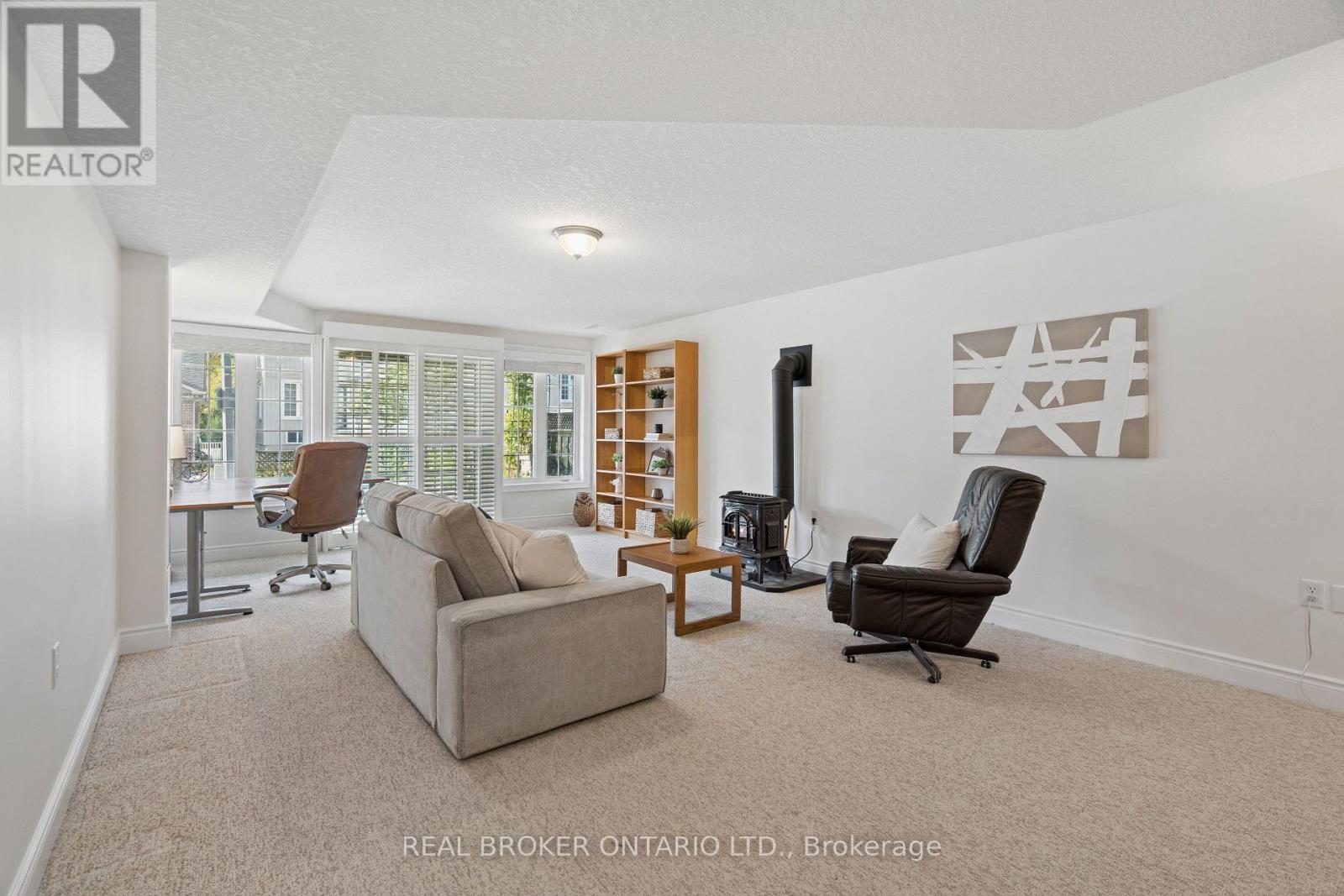 195 Jolliffe Avenue — photo 32