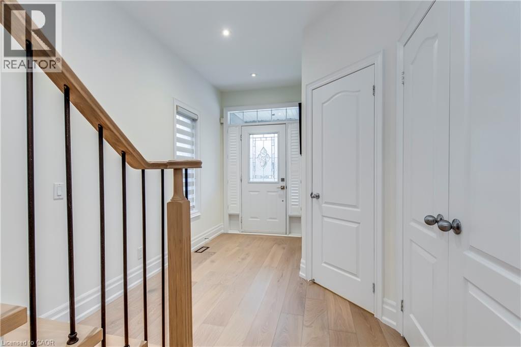 2364 Hilda Drive — photo 4