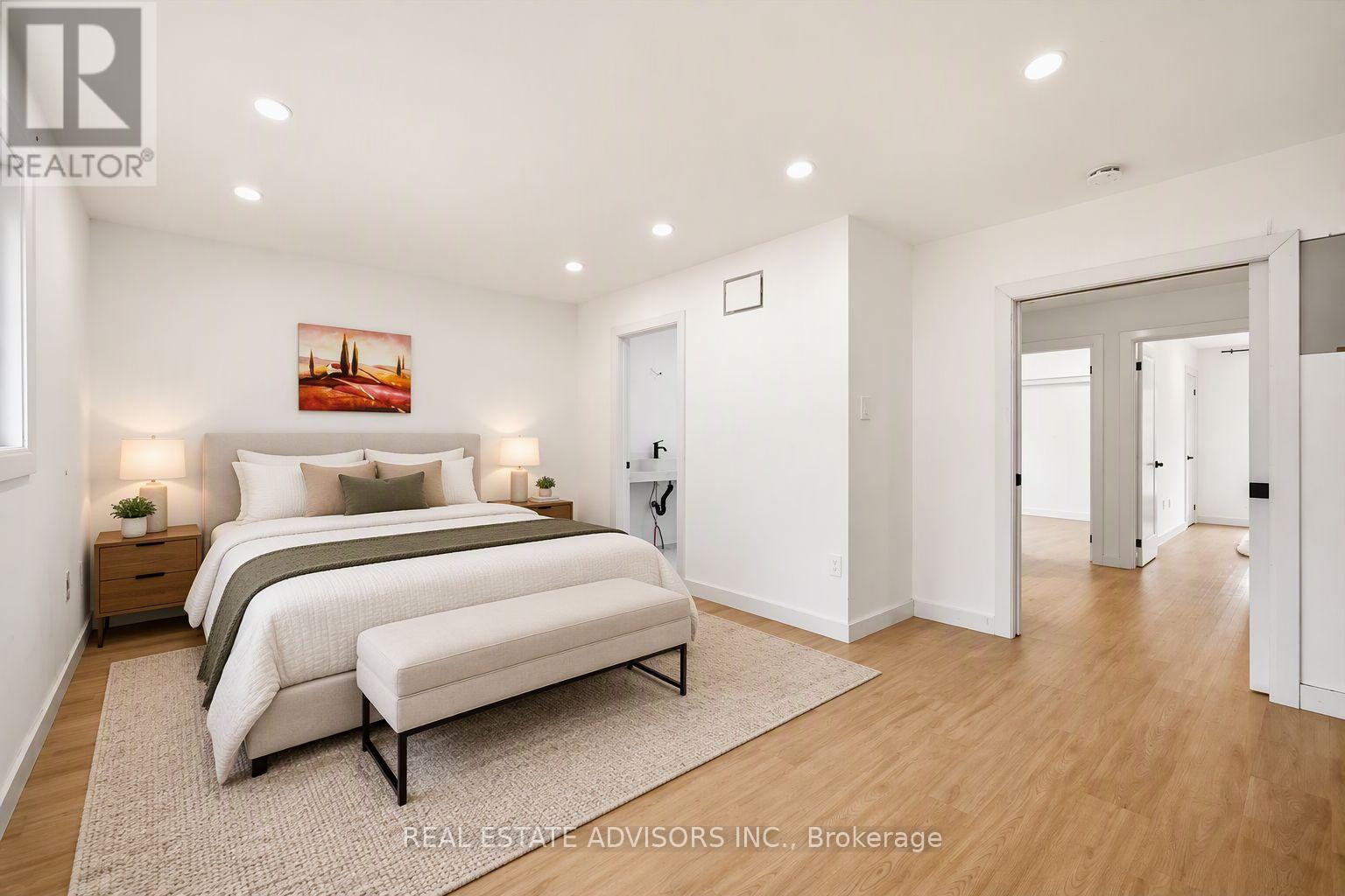 64 ACORN CRESCENT - 7