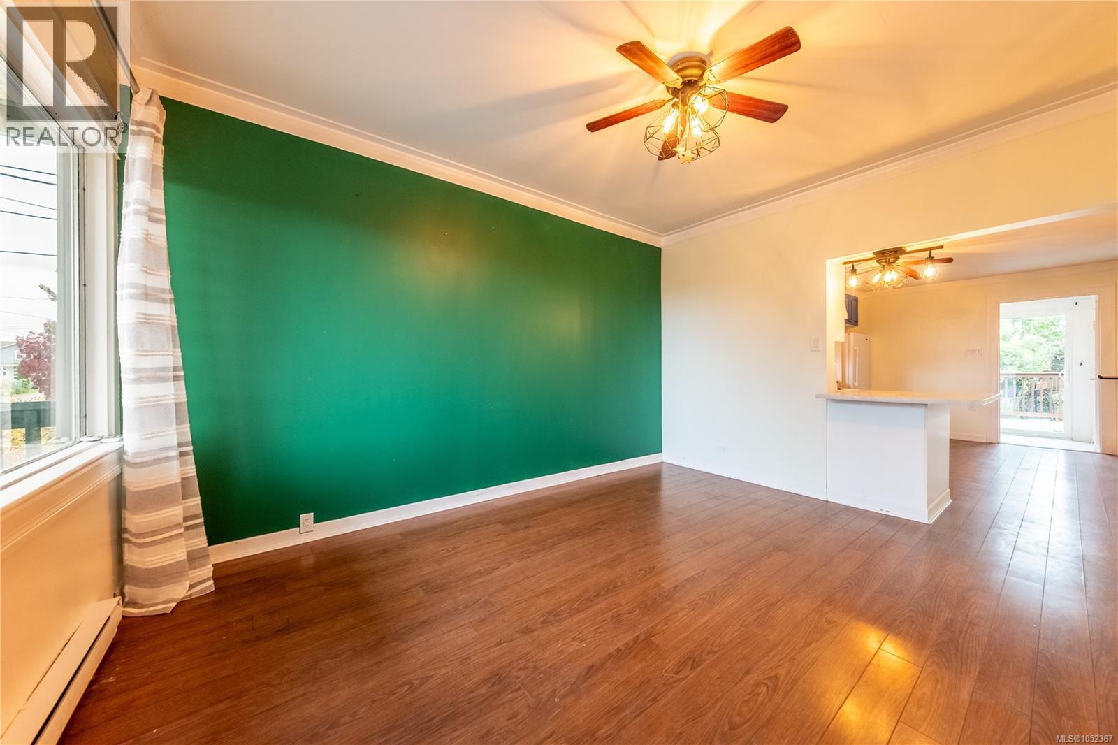40 Irwin St - 20