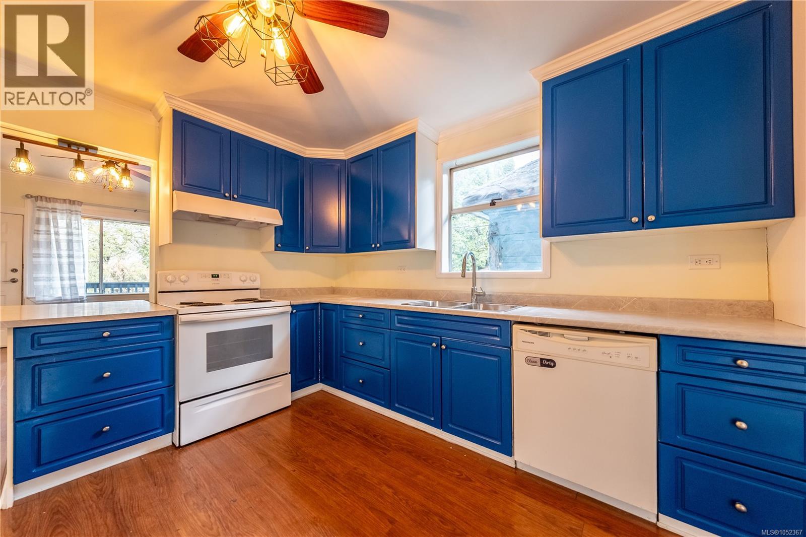 40 Irwin St - 5