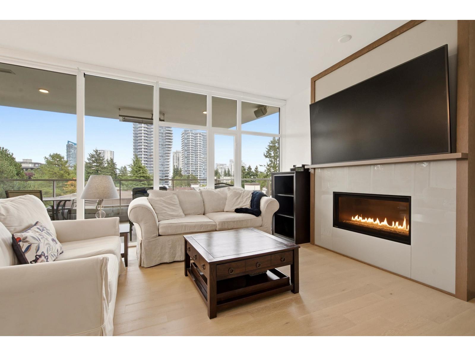509 1501 VIDAL STREET, White Rock - Image 1