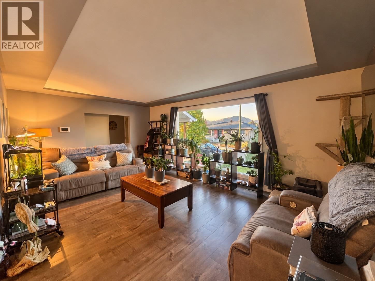 266 CHESTNUT Avenue - 6