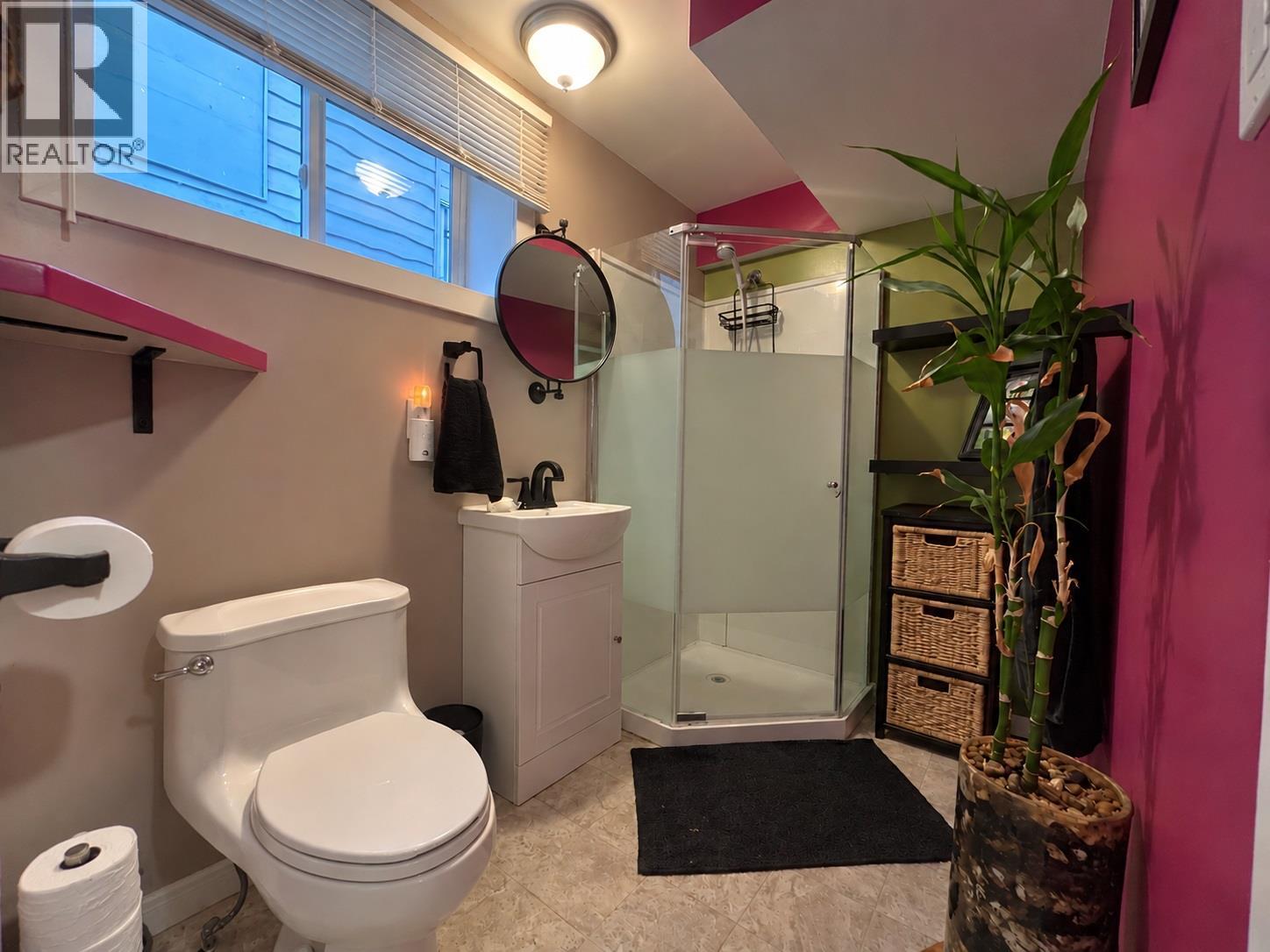 266 CHESTNUT Avenue - 17