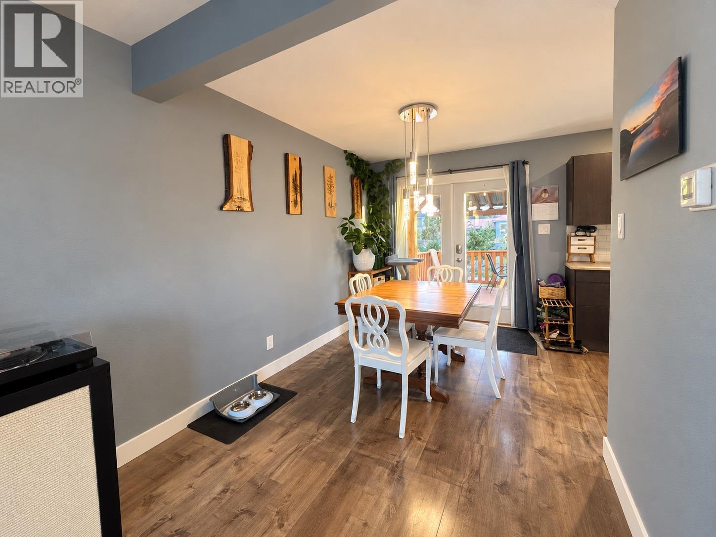 266 CHESTNUT Avenue - 8