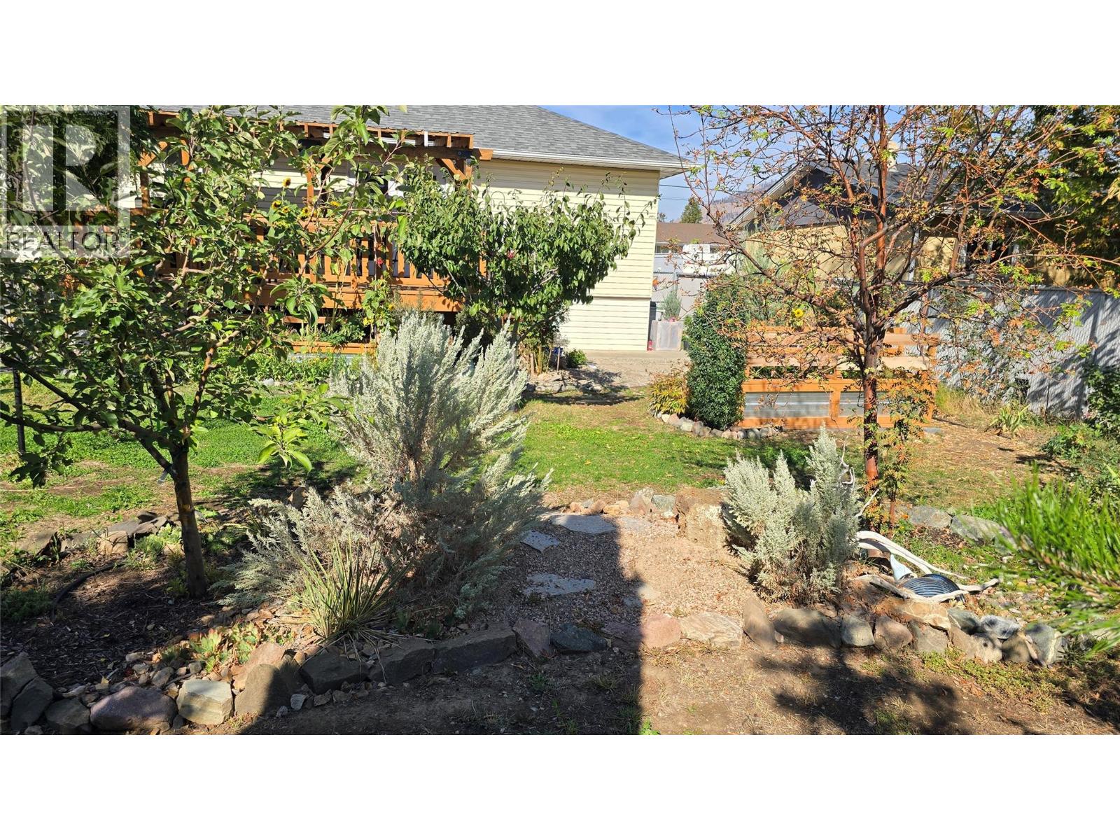 266 CHESTNUT Avenue - 4