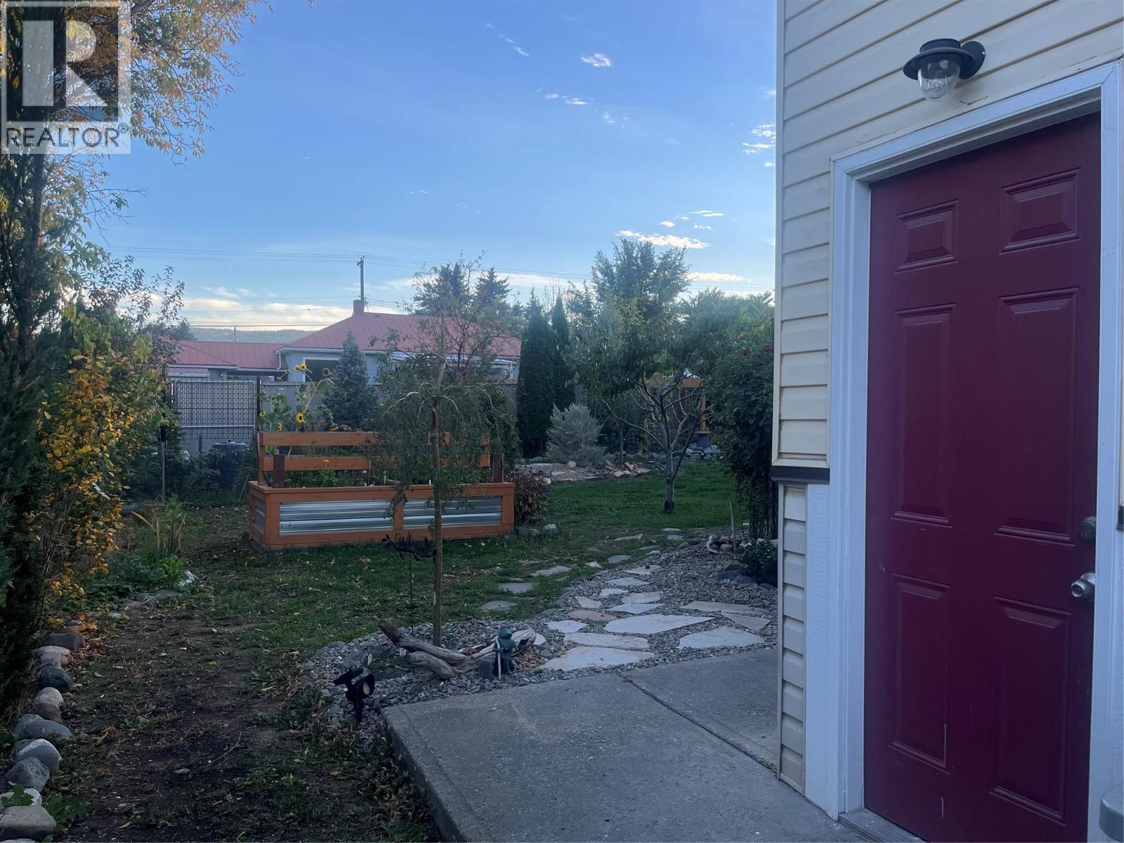 266 CHESTNUT Avenue - 24