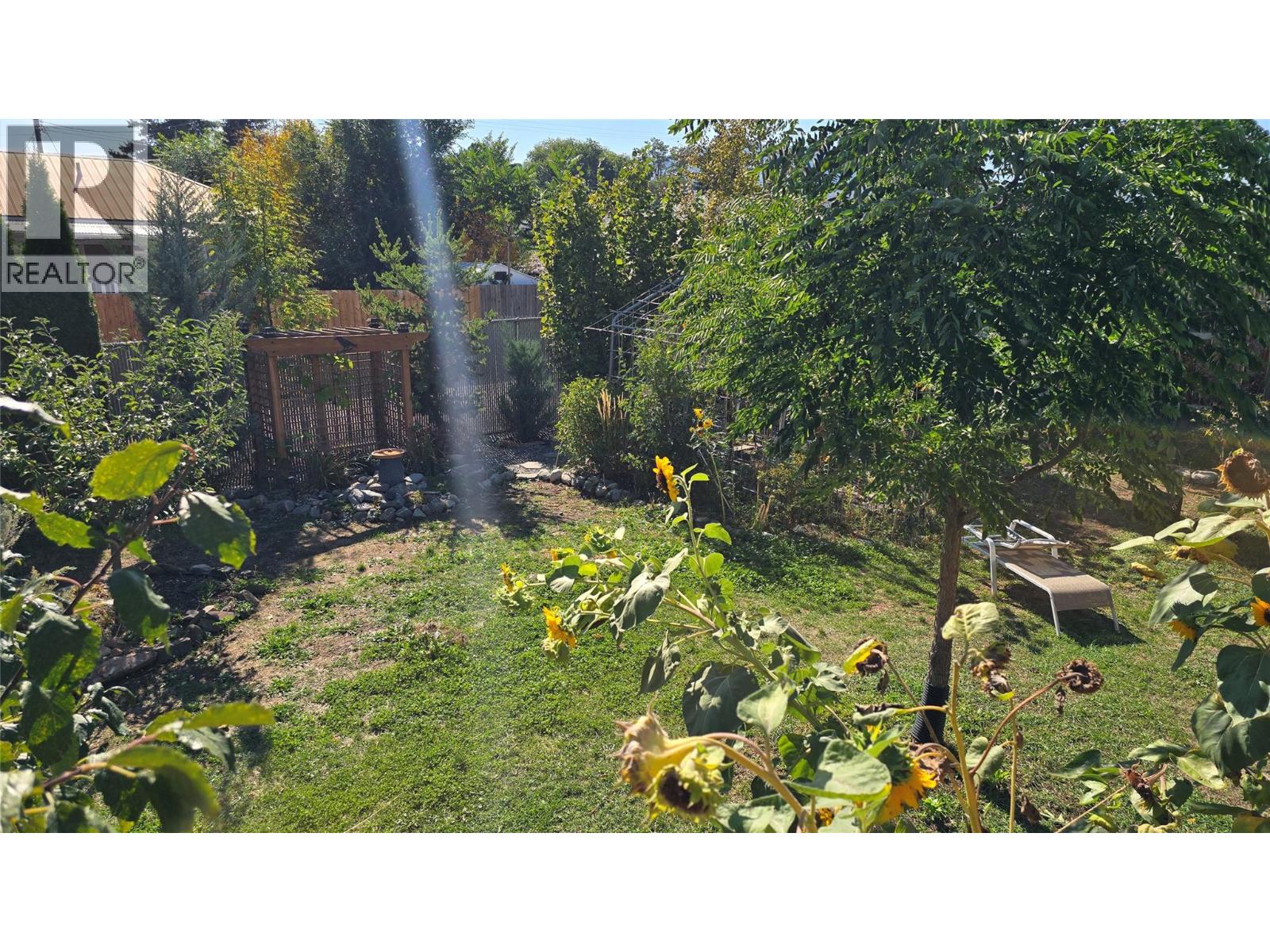 266 CHESTNUT Avenue - 28
