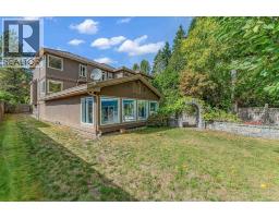1729 Hampton Drive, Coquitlam, BC V3E3C9 Photo 9