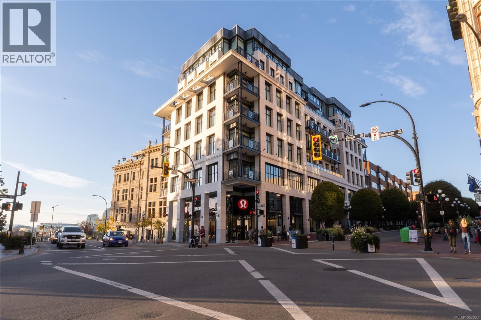 601 888 Government Street, Victoria