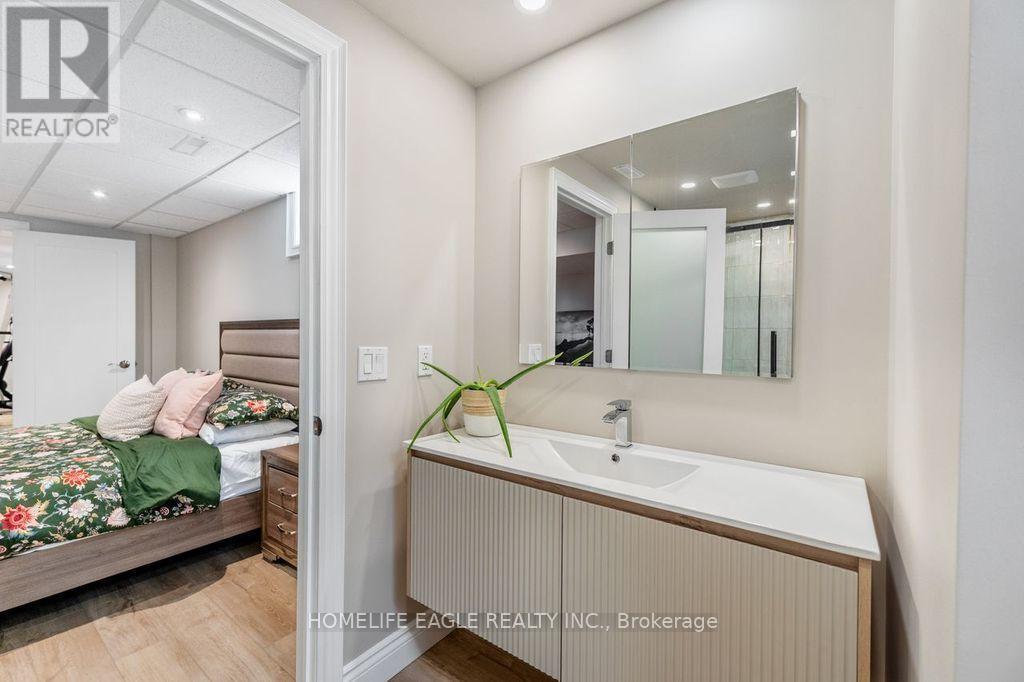 255 Savage Road, Newmarket, ON photo 28