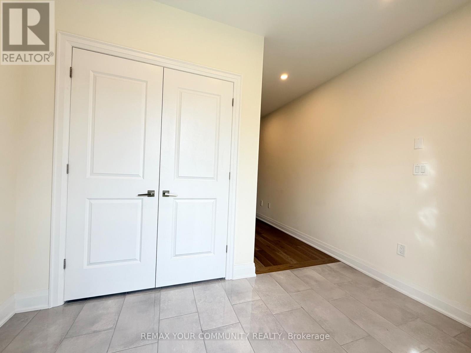 22 Upbound Court — photo 3