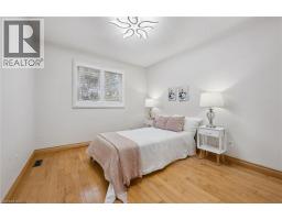 326 Manchester Road, Kitchener, ON N2B1A4 Photo 18