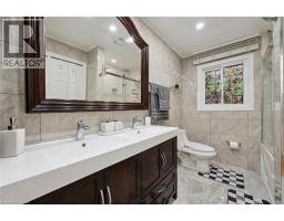 326 Manchester Road, Kitchener, ON N2B1A4 Photo 20