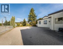 2009 Columbia Avenue, Castlegar, BC V1N2W9 Photo 19