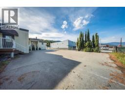 2009 Columbia Avenue, Castlegar, BC V1N2W9 Photo 22