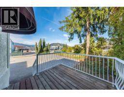 2009 Columbia Avenue, Castlegar, BC V1N2W9 Photo 24