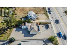 2009 Columbia Avenue, Castlegar, BC V1N2W9 Photo 36
