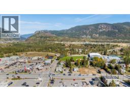 2009 Columbia Avenue, Castlegar, BC V1N2W9 Photo 44