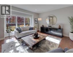 68 Victoria Cross Boulevard SW - photo 4